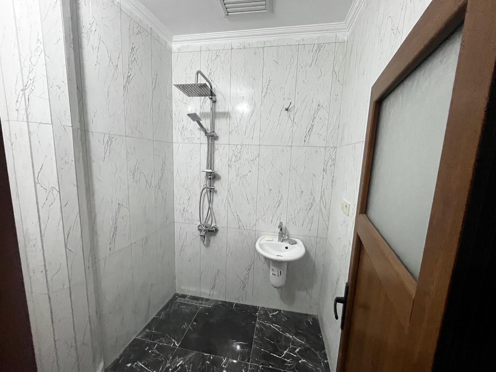 MABEL GAYRİMENKUL GÖLÇAYIR'DA EŞSİZ MANZARASIYLA EŞYALI KİRALIK DAİRE